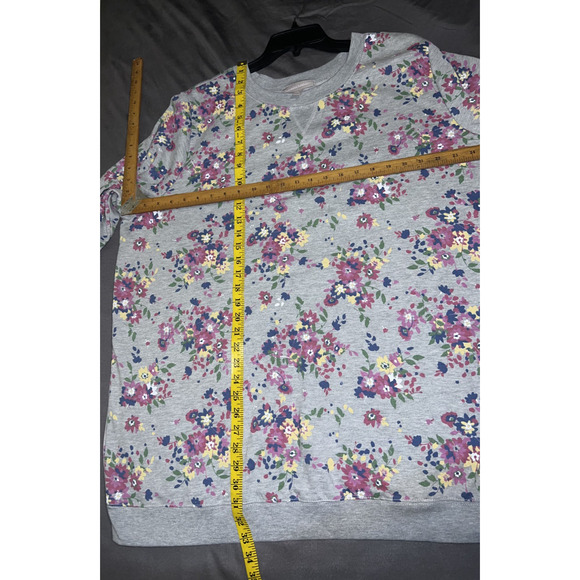 Woman Within Top Size 1X 22/24 Gray Floral Print Preppy Pullover Sweatshirt - Picture 6 of 10